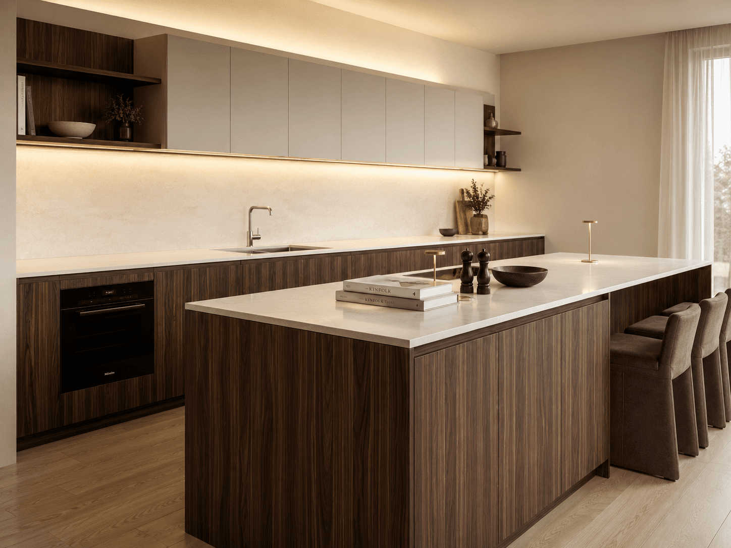 Cocina Werk: bloque bajo y alto, proporción técnica y tonos sobrios.